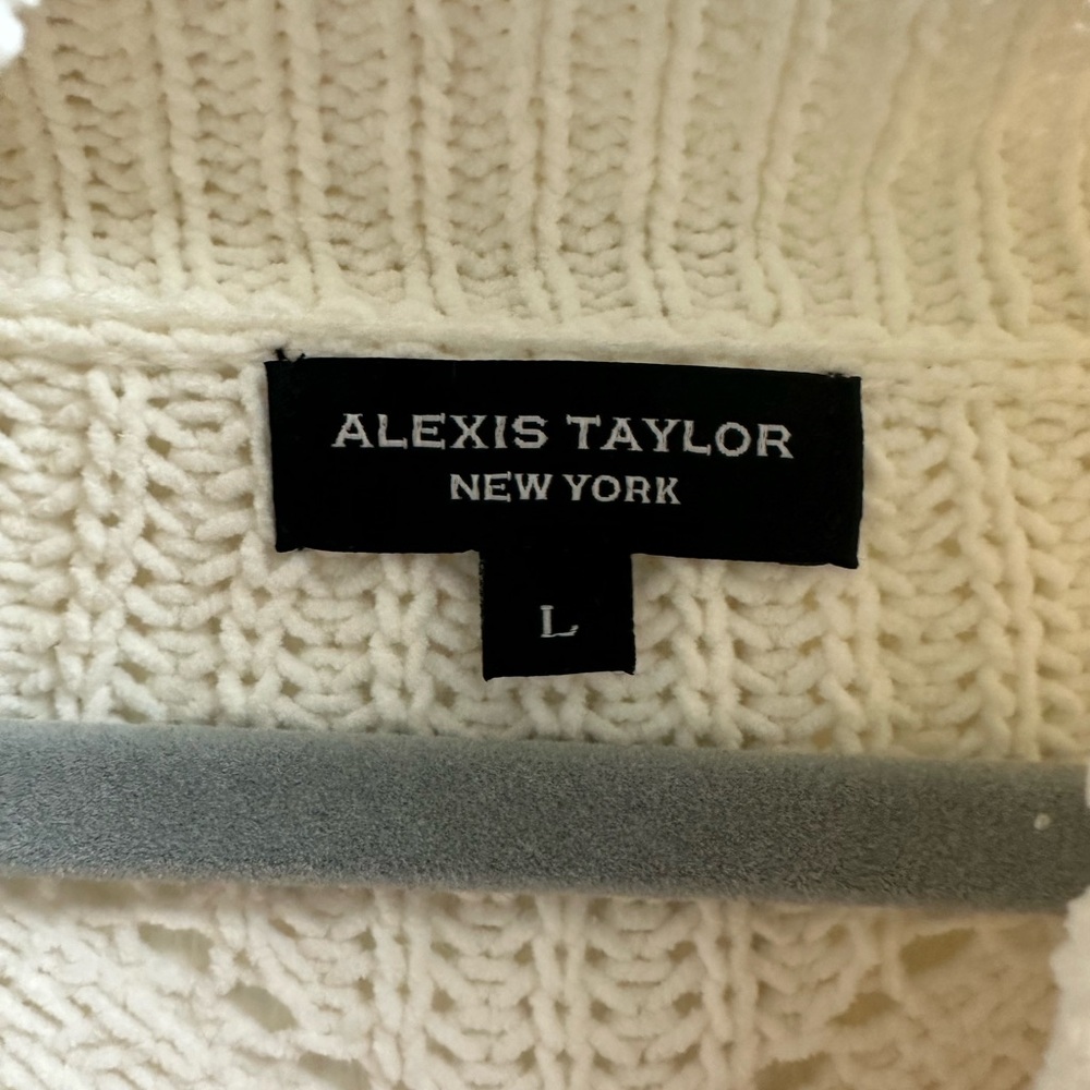 Sweater - Picture 2 of 3